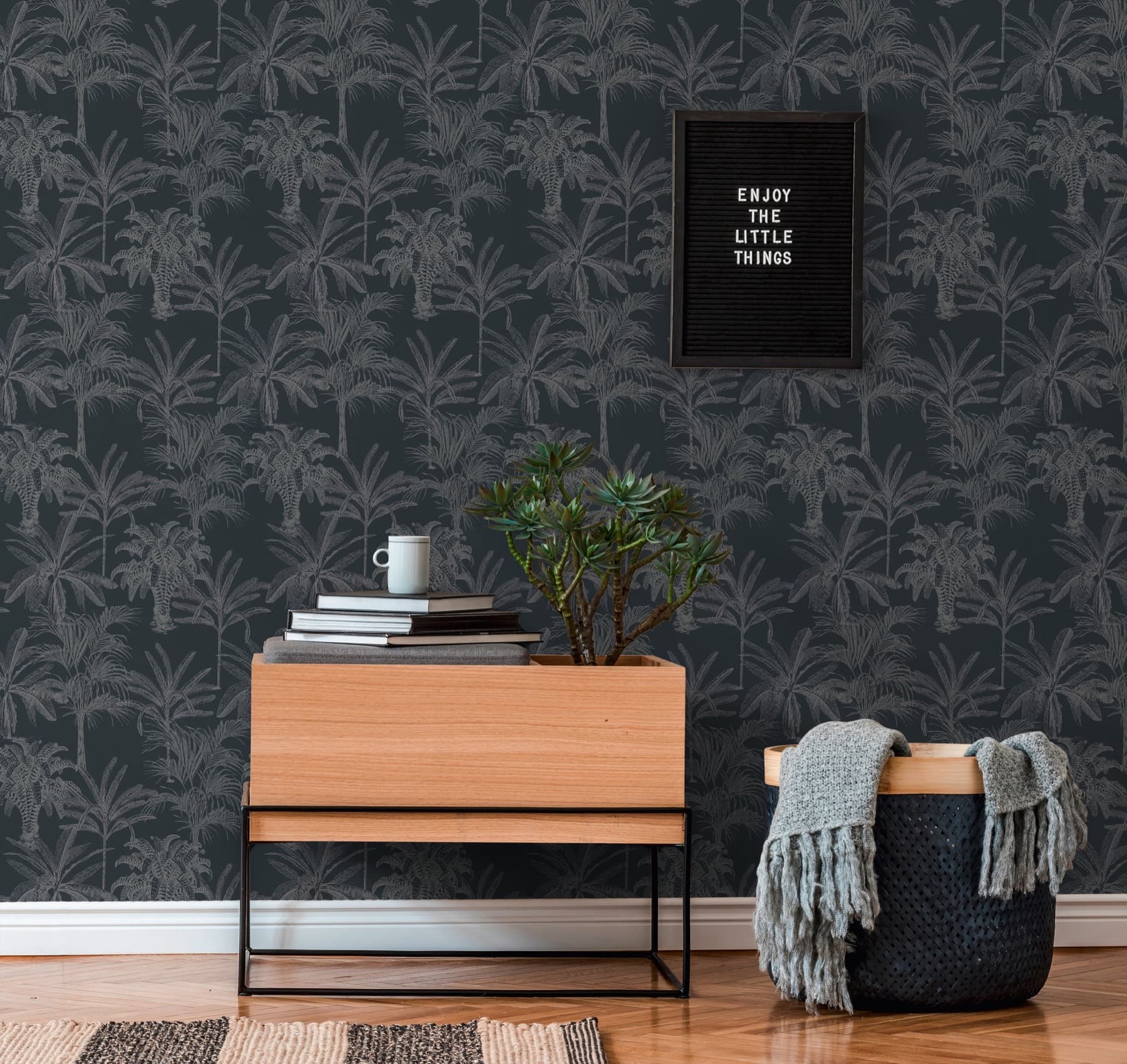 Dark floral designer wallpaper